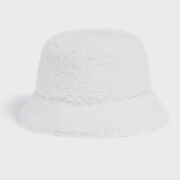APPARIS AMARA VEGAN SHEARLING BUCKET HAT, new with tags - Picture 2 of 3